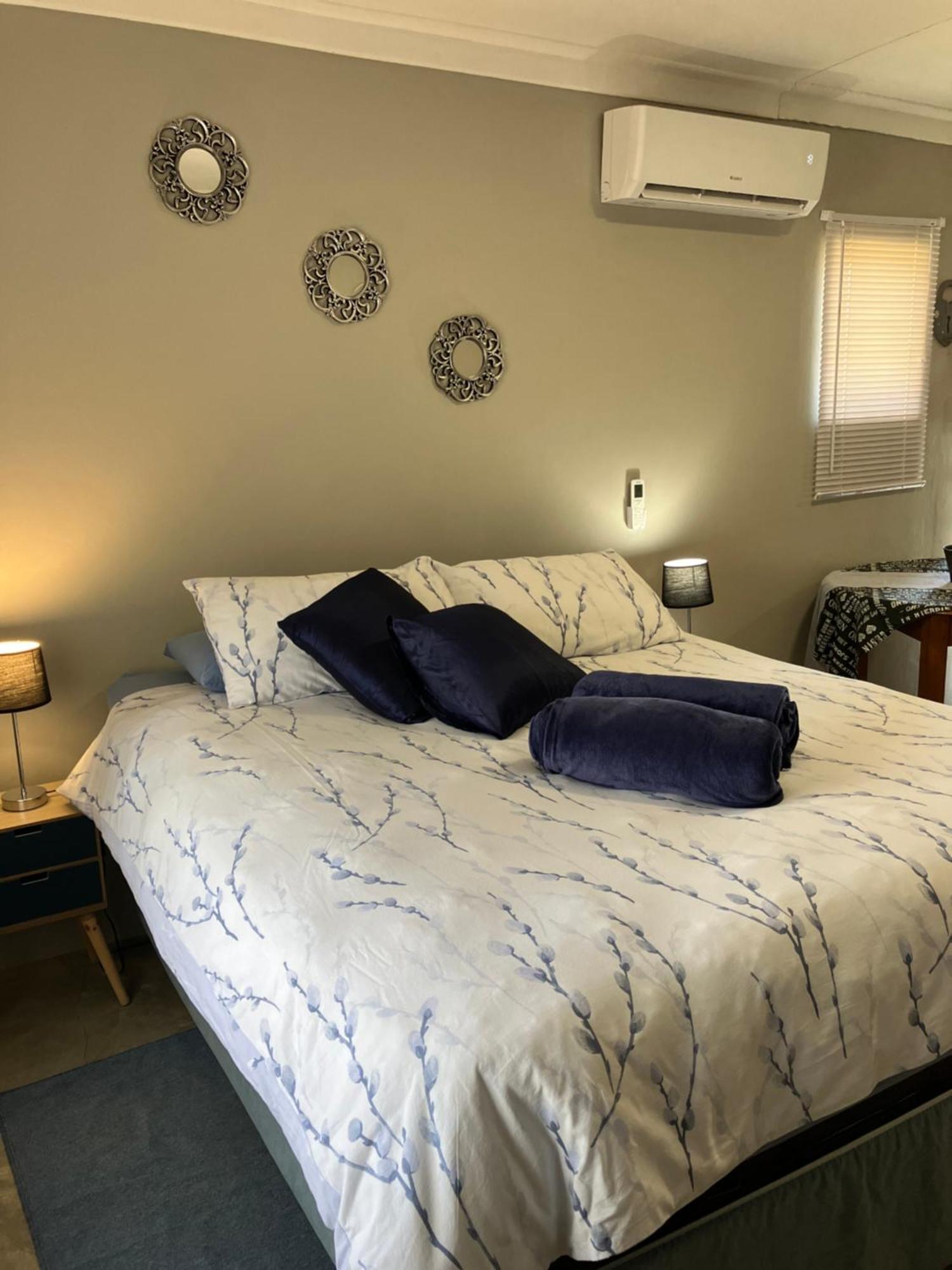 Stellies Accommodation - Room 1 Keetmanshoop Ngoại thất bức ảnh